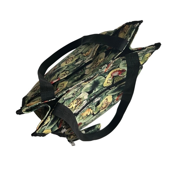 Canvas Shoulder / Tote Bag with Matching Change Purse FROGS! - Picture 10 of 16